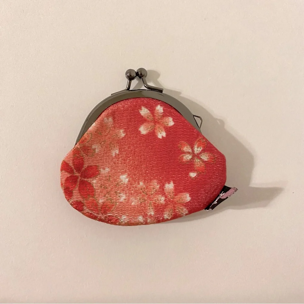 (NWOT) Japanese Sakura Cherry Blossom Mini Coin Purse